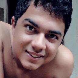 Já chorei até pegar no sono,mas também já fui dormir tão feliz,ao ponto de nem conseguir fechar os olhos.(Clarice Lispector)