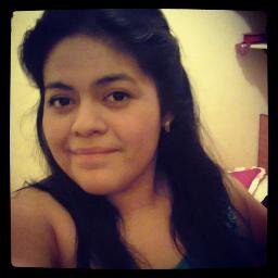 Naciste para ser una persona real, no PERFECTA.                              Estas aqui para ser tu mismo no lo que los demas quieran que seas.