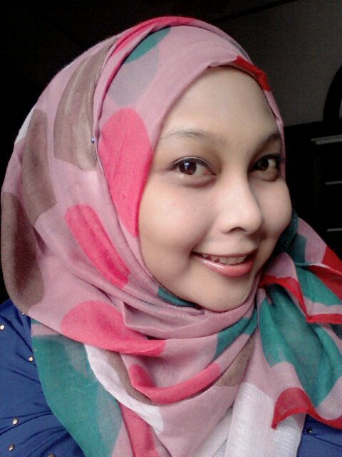 ayuwawa's profile picture. Alwes Happy with @.bayuBabha ♥