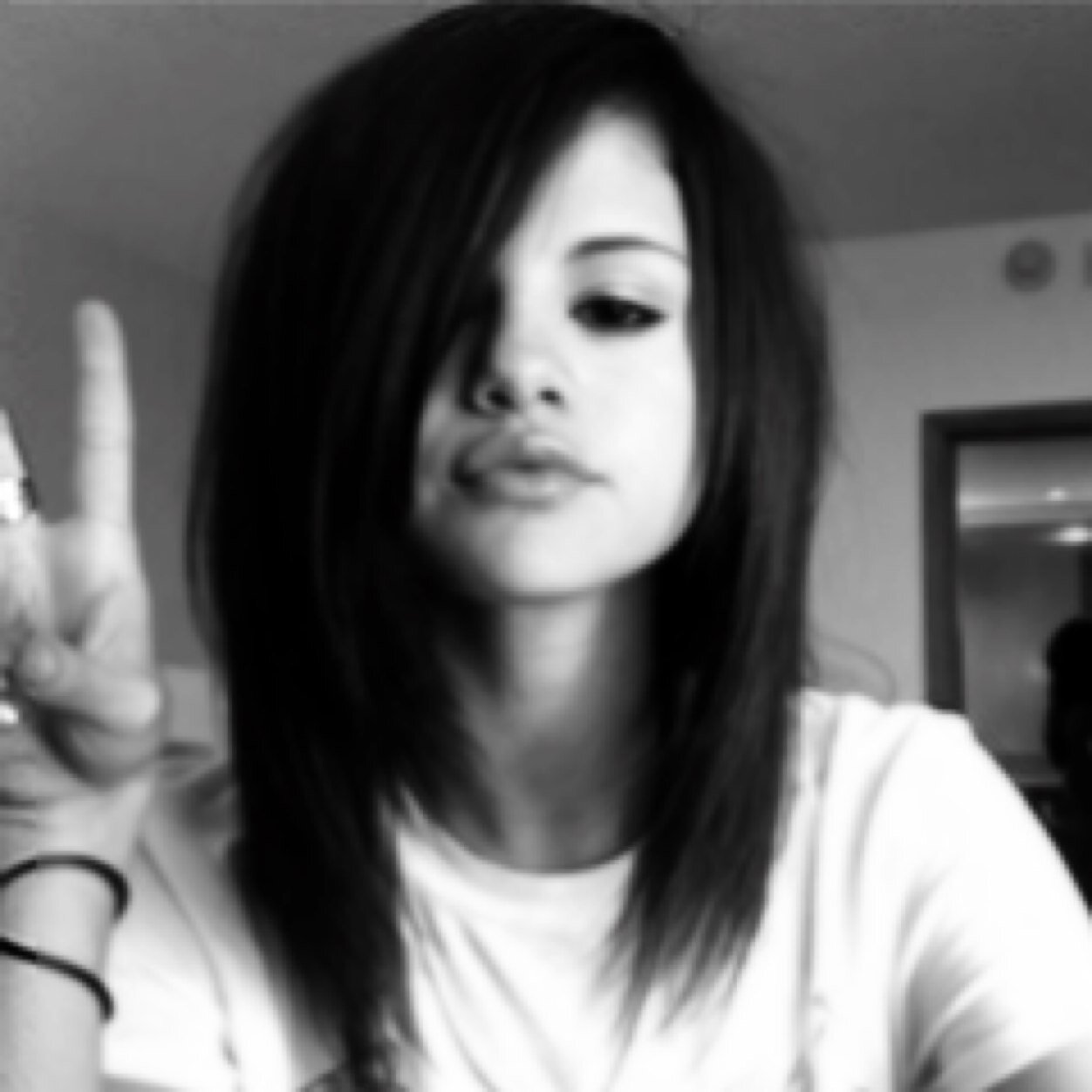 follow my main acc @fuckmebiebxr