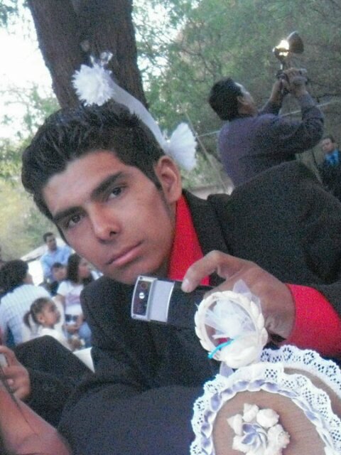 Soi de culiacan 100 xsiento sinaloense I pos. Soi mui amidtoso juego futbol. a aaaaa iii tnbbnn tnbn mi what app __ 6674784162 agrguen I siganme :) 4aludos