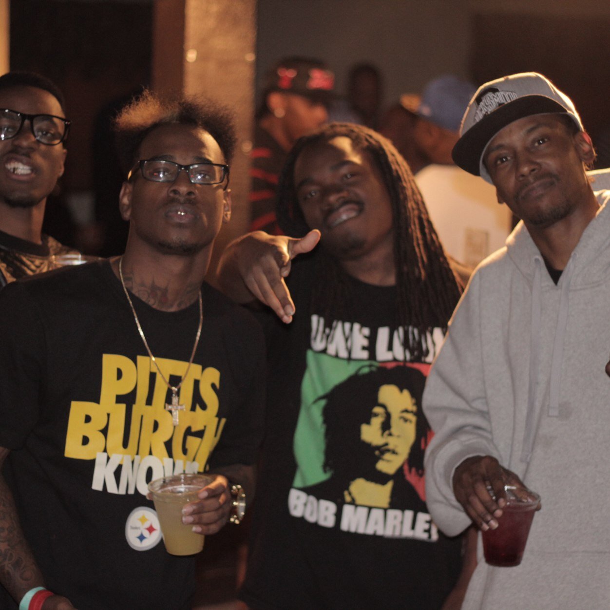 FamLifeMafia's profile picture. FOLLOW @MykFresh LilRonnyMothaF @Hate_Hardy @ShreddAintShxt 

Booking: 2143928696 @CallmePookie