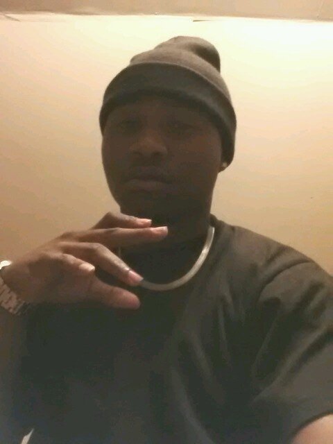 I got a dream one day imma be richer then all you mfs ... Free daqualin an lil tony cte over everything .