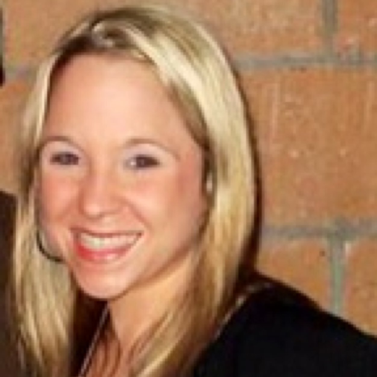 EmilyTupi1's profile picture. 