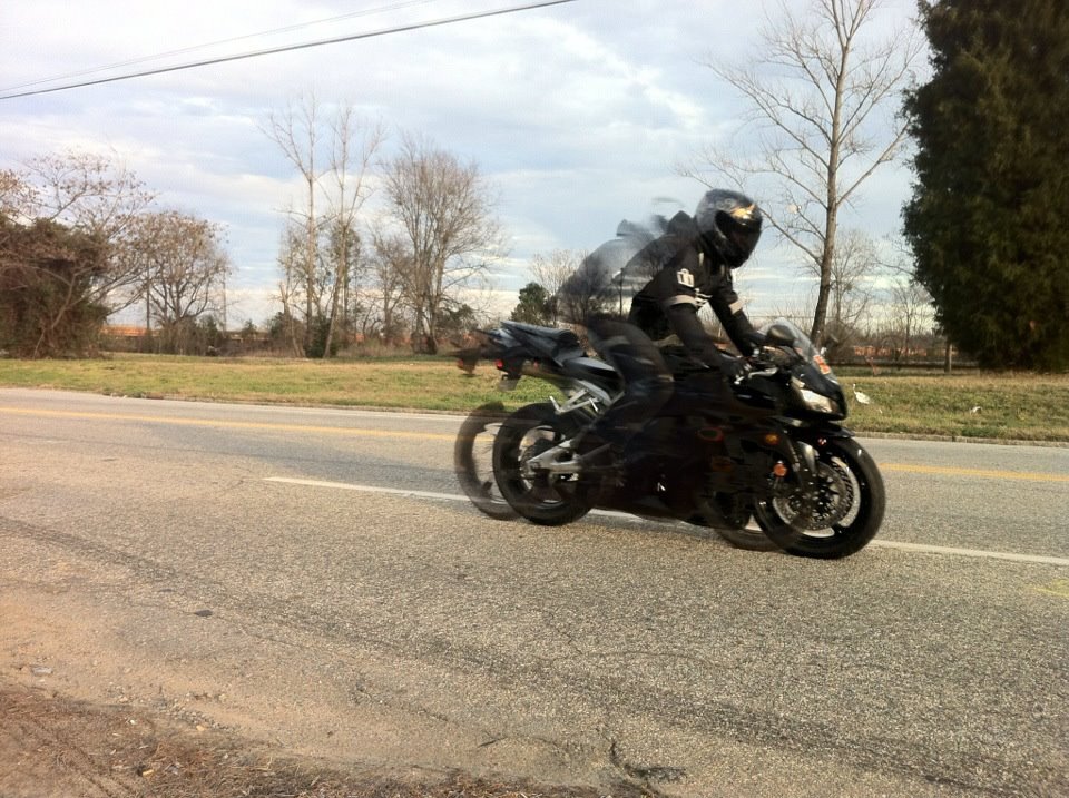 Motorcycle rider and enthusiast. Full time barista, part time motorcycle video maker. Dogs, Bacon, MotoGP
http://t.co/EKFLGIjjIK