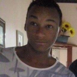 Da vida a gente leva a vida só, aproveite, você tem uma vida só, pra sonhar, sofrer, tentar, fazer, errar, aprender, Lidar a viver APROVEITE!