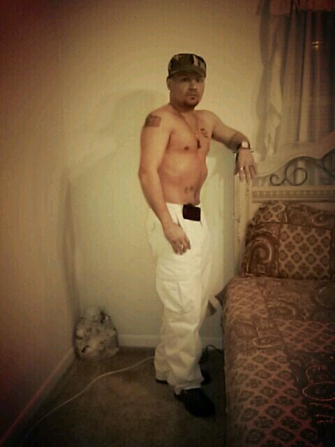 I am a Puerto Rican man who loves to live life to the fullest.