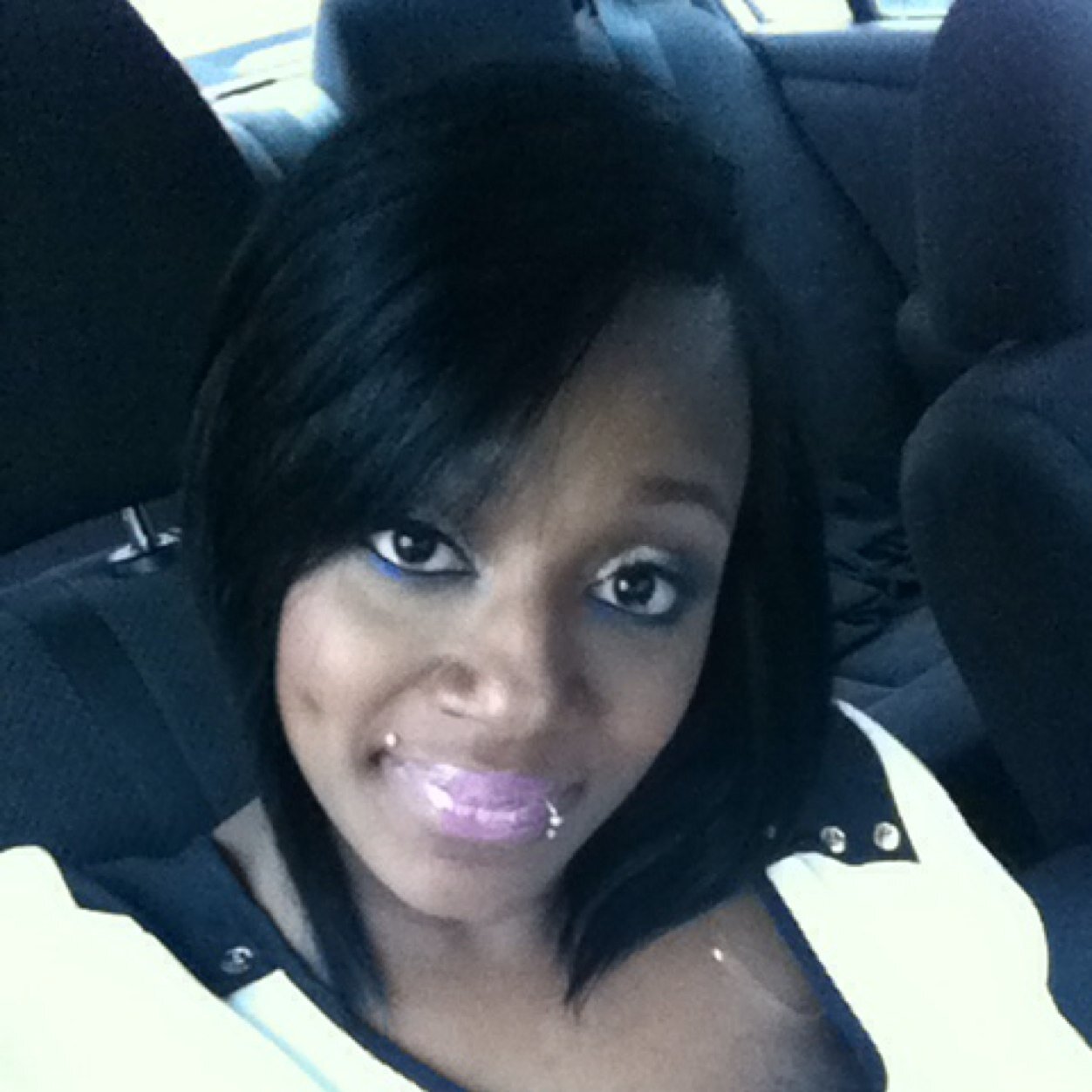 I use to love Twitter! Traded her in for Instagram HelloChosen is the name:)))) Follow! Pretty Girl in this CRAZY WORLD!