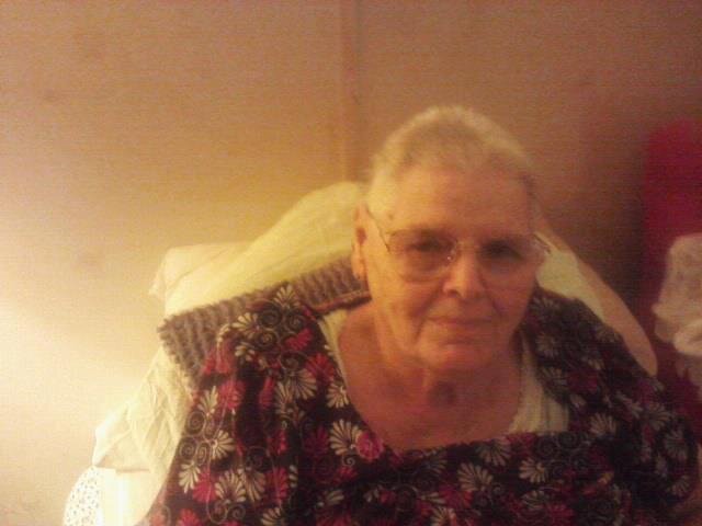 KarenNeal18's profile picture. 