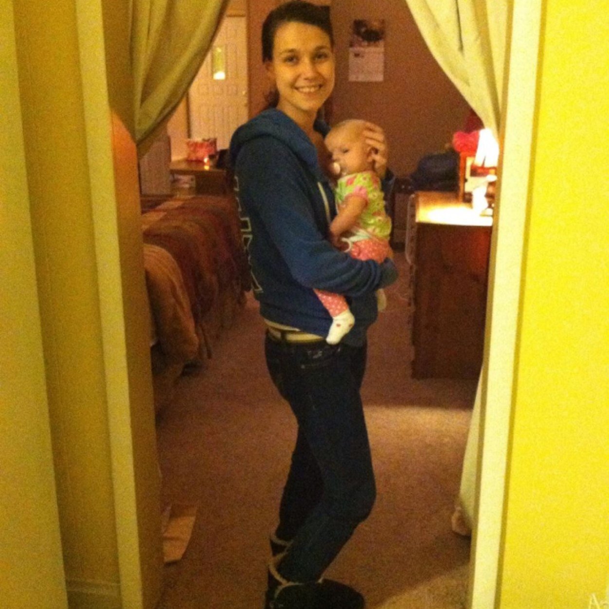 summer_bonnita's profile picture. real eyes ; realize ; real lies ♡
18 years young, old enough too no better too young too care!