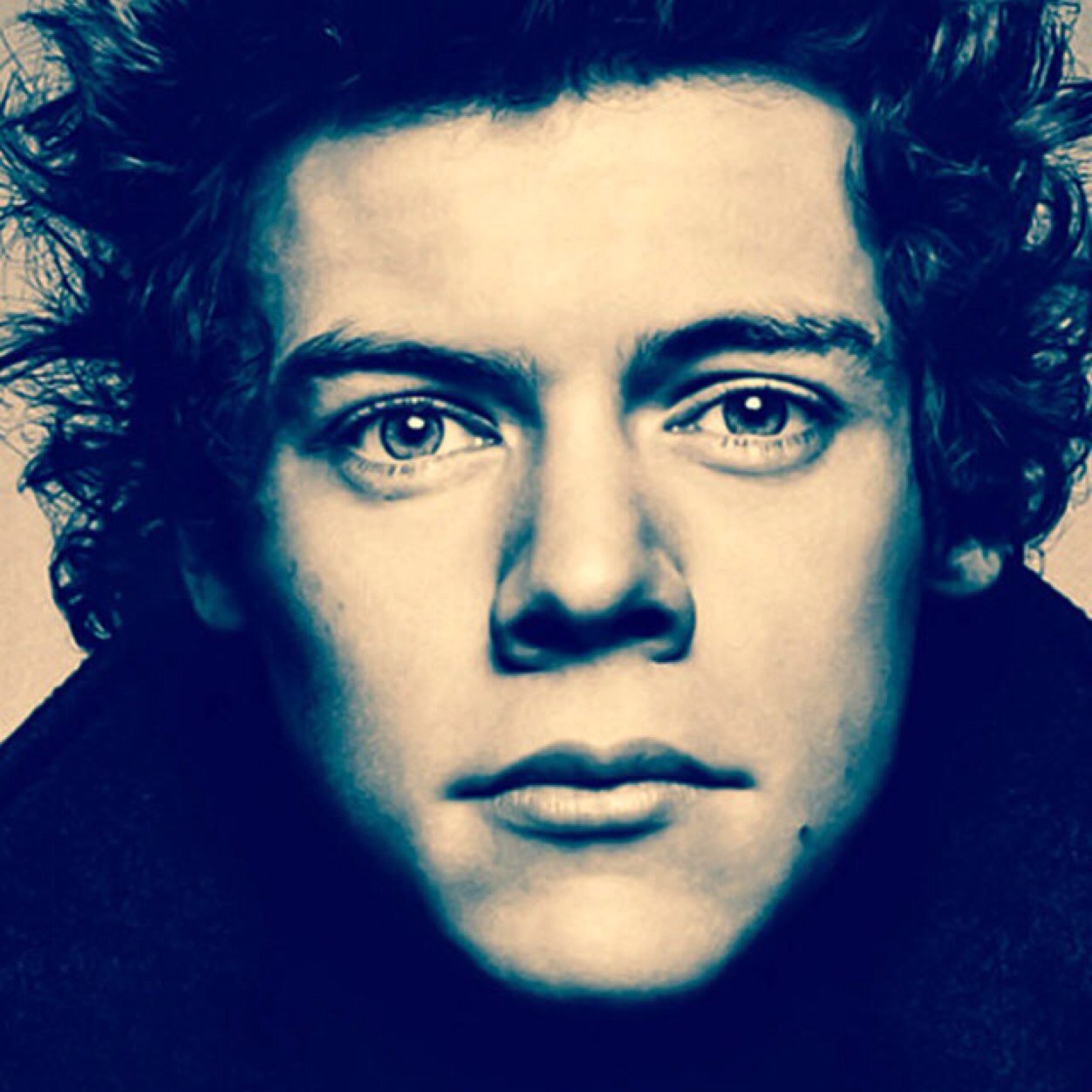 Im talaisha michelle cochran.im 13 years old. I I live in a small city in georgia.my biggest fear is frogs.i luv the band one direction.their amazing and cool!