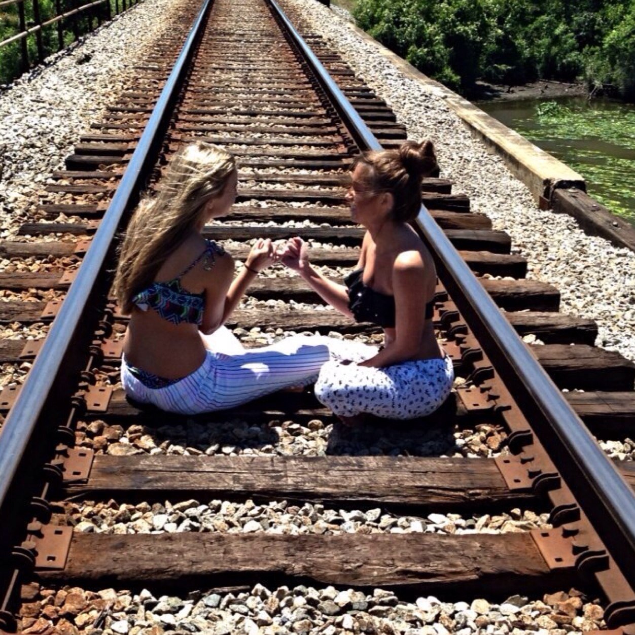 Curlyhairbitchz's profile picture. Just 2 best friends and their rants