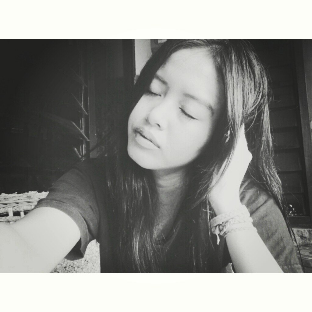 naturanana's profile picture. 