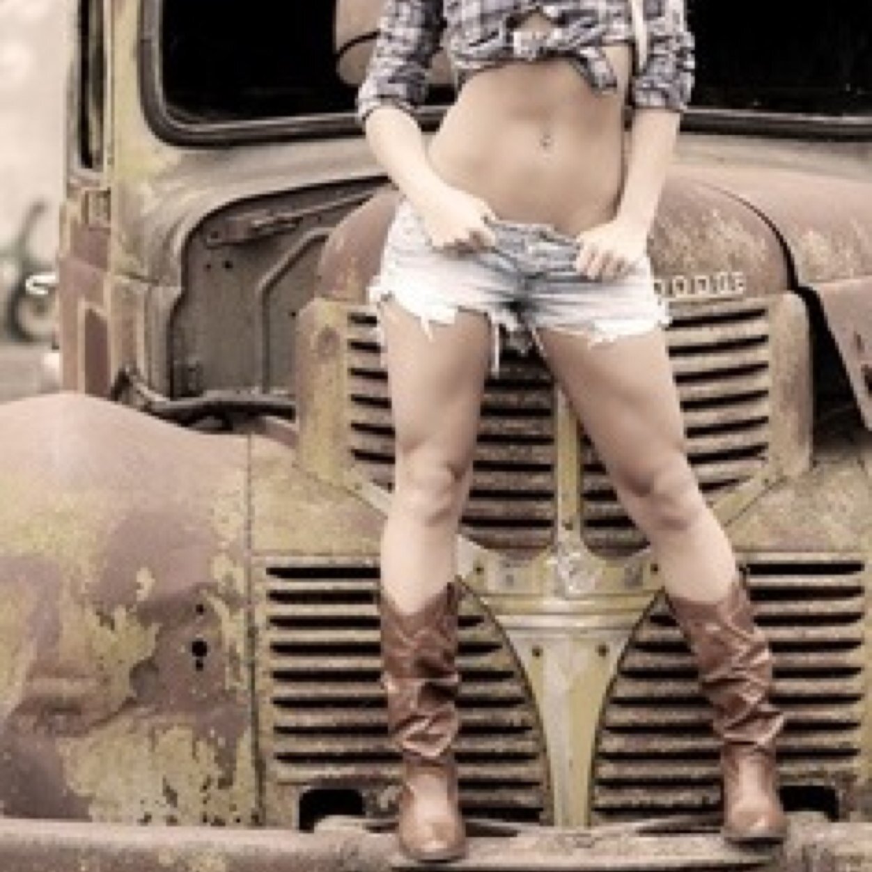 A little sass, alotta class. Southern belle raisin hell and rollin coal down south