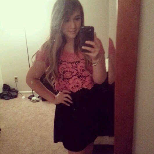 18/ love to watch white chicks(: #sillygirl, use to wrestler/ cheerleader in highschool which i miss very much!:( #lovetohaveagreattime