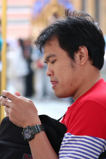 Karyawan, yg kemudian membulatkan diri jadi Pedagang recehan di dunia Radio Komunikasi 📡🎙️🎙️86