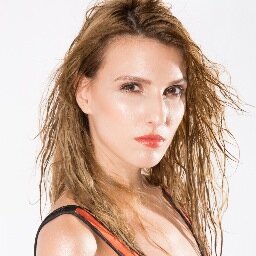 Freelance model 
Positive thinker 
Enthusiastic about life :)
Into Advertising, Fashion and Marketing
follow me on Instagram: @PaolaTOfficial