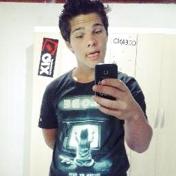 Olhei no dicionário e na palavra linda tem uma foto sua
