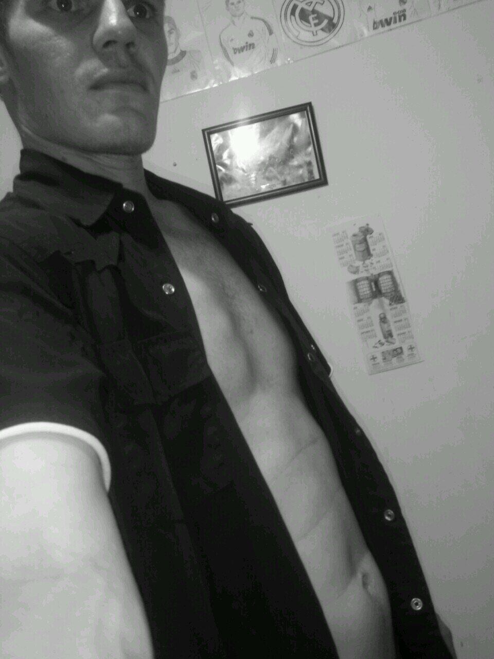 phillip_smit's profile picture. twitter is way better than facebook,i like to joke around and have fun.#team gay,all the way