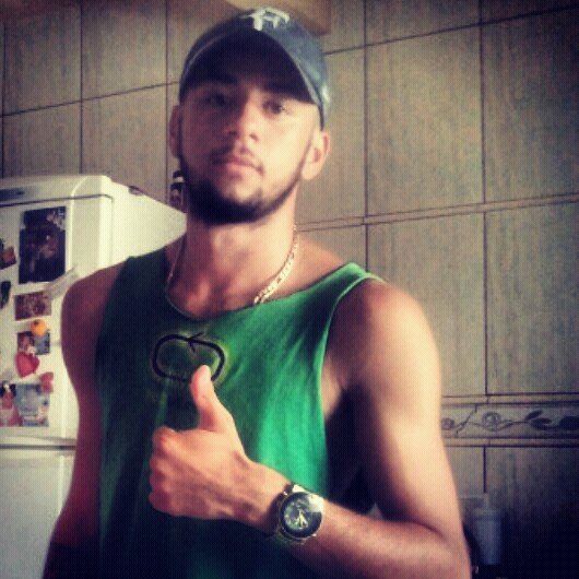 feliz de uma maneira geral....
