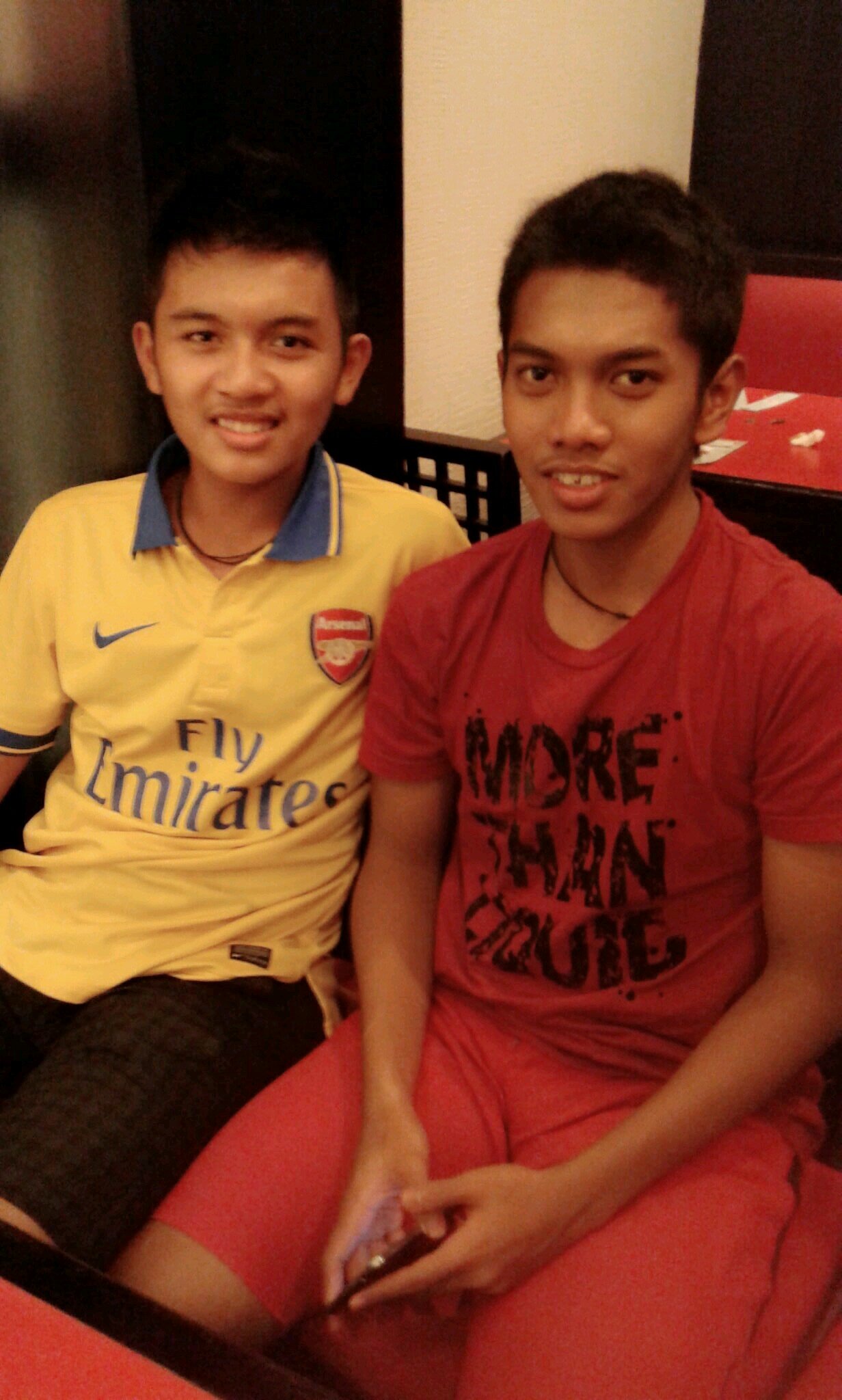 Syawal_Badri's profile picture. Seorang penepok bulu angsa !♥