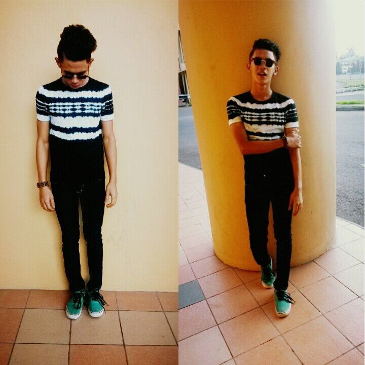 Shafiq 18teen. Tawau sabah. Totally not single. Taken by @nienabanshee . Love Khairunnina ♥ . love ALLAH S.W.T