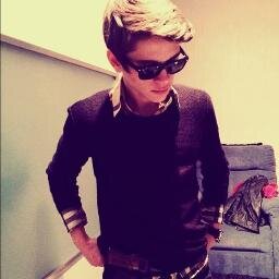 Blacks978's profile picture. http://t.co/a3R0qpfbth 
 http://t.co/ne9CzdFBzh