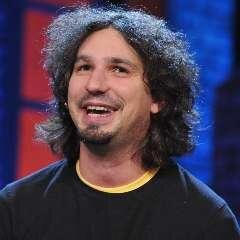 http://t.co/6Oq3x3WJ6j – setki najlepszych kabaretów i kabareciarzy. Te kultowe, te najgorętsze i premierowe. Słowem – całe stado dobrego humoru.