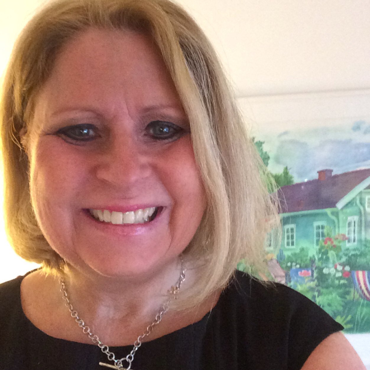 ebjornsdotterr's profile picture. 