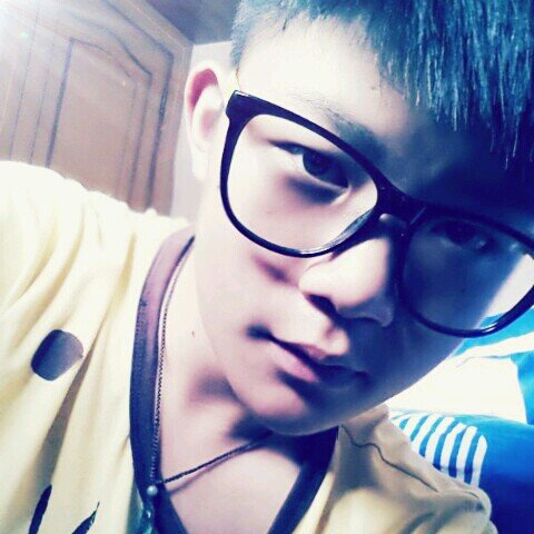 da04998899's profile picture. 