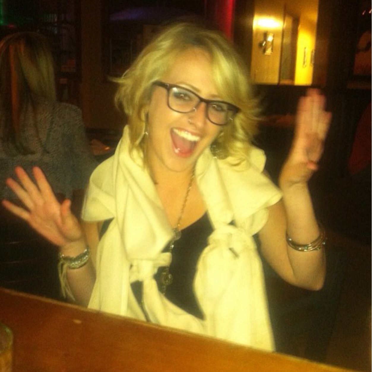 Megative3000's profile picture. Shitters full.