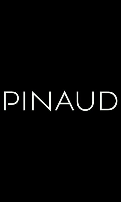 Pinaud te propone alegría, vitalidad, luz y color realzando los rasgos más positivos de cada mujer ¡Exprésate como te gusta!