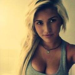 CollegeGirI's profile picture. Single. 21. Junior at UCLA. ❤