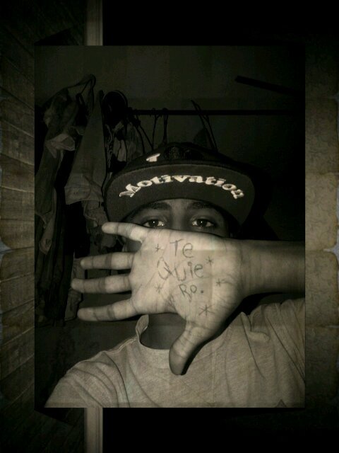 (♥♦♣♠la gente critica pero no te mantienen♠♣♦♥)