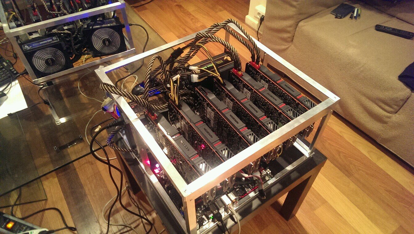 cryptocurrency miner