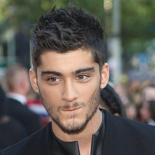 I am not the real Zayn Malik , i am just a big fan that love & support him , hope he will follow me someday :)))))