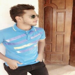 I am atrikesh . i live in varanasi . now i am medical student. bt i want a sucssesfull business man & best actor