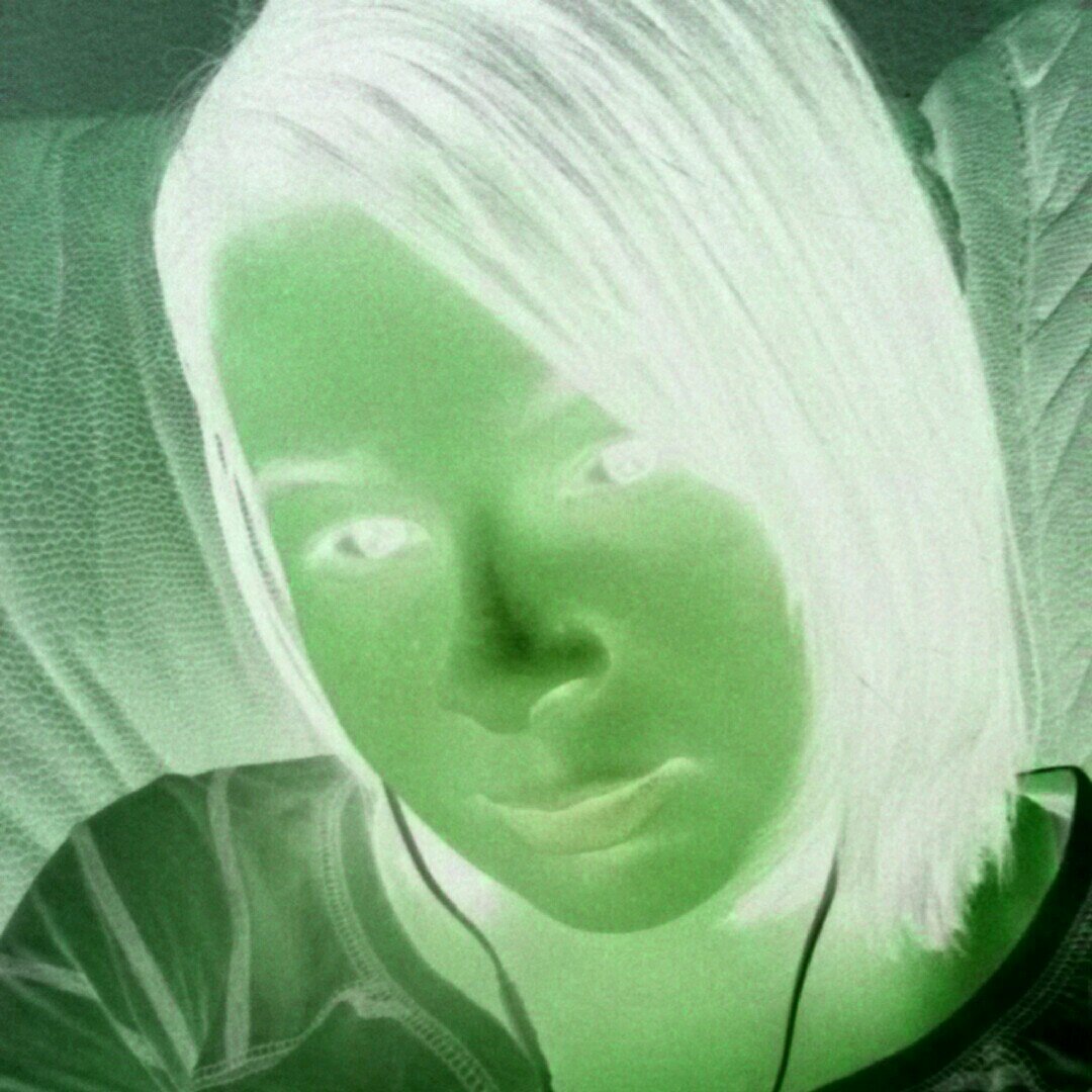 mind0727's profile picture. Wake up with à smile. Cheers to the day.