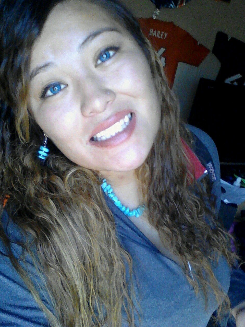 Native american.active.living life the fullest.loving my family :D im doing me ;) ☆$♥$★