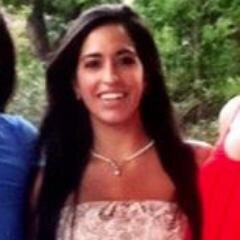 AliVenezia's profile picture. I am a graphic design/front end development student at the Chicago Portfolio School. My passion is UI/UX. I love art, photography and making things beautiful !