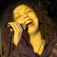 Soul jazz singer, songwriter and guitarist based in the UK. ChoirJam director, organic foodlover, improving at yoga, better at tennis.  Fond of Jack Russells.