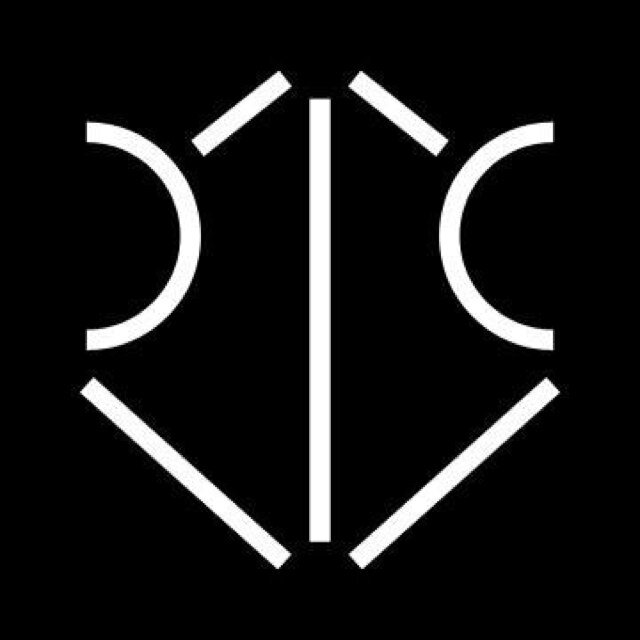 Rufus Rockhead est un bar où les 5 à 7 s’étirent jusqu’aux petites heures, avec quelques en-cas à manger pour faire durer le plaisir.  438-384-1272