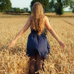 Aspiring photographer interested in music, wildlife and photojournalism.