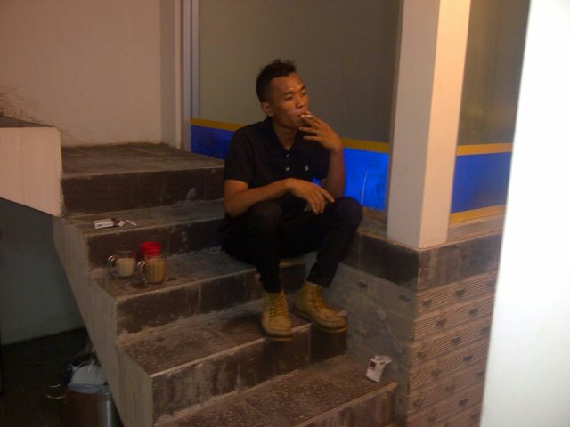 ari_gringgo's profile picture. Pm.. 287ed64f