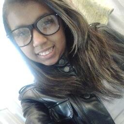 Nunca devemos nos arreepender de tentar ser feliz, pois na vida, nada dura para sempre, mas dura o suficiente para ser insquecivel...
