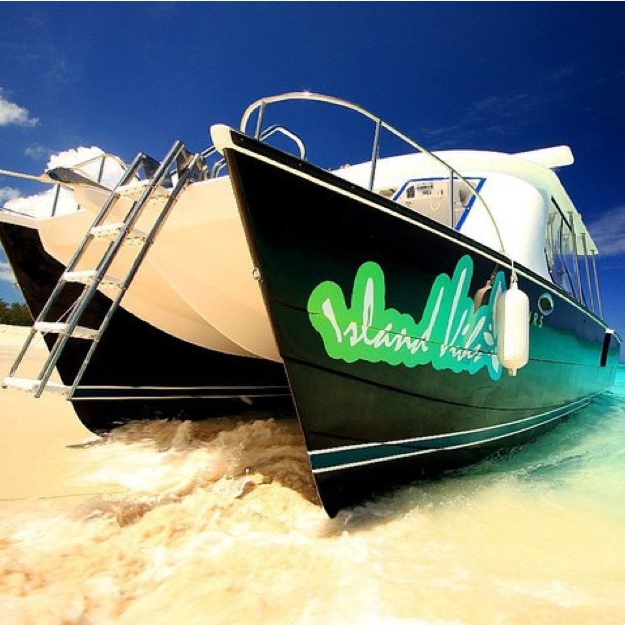 Luxury Boat Charter. TripAdvisor Hall of Fame. TripAdvisor Certificate of Excellence 2018-2012. Forbes Magazine Recommended. CNN recommended.