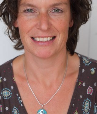 JansenPetra's profile picture. Eigenaar Farasha Educatief voor creatief, digitaal en duurzaam leren & opleidingsdocent natuur, milieu, techniek en maker education op de Marnix Academie