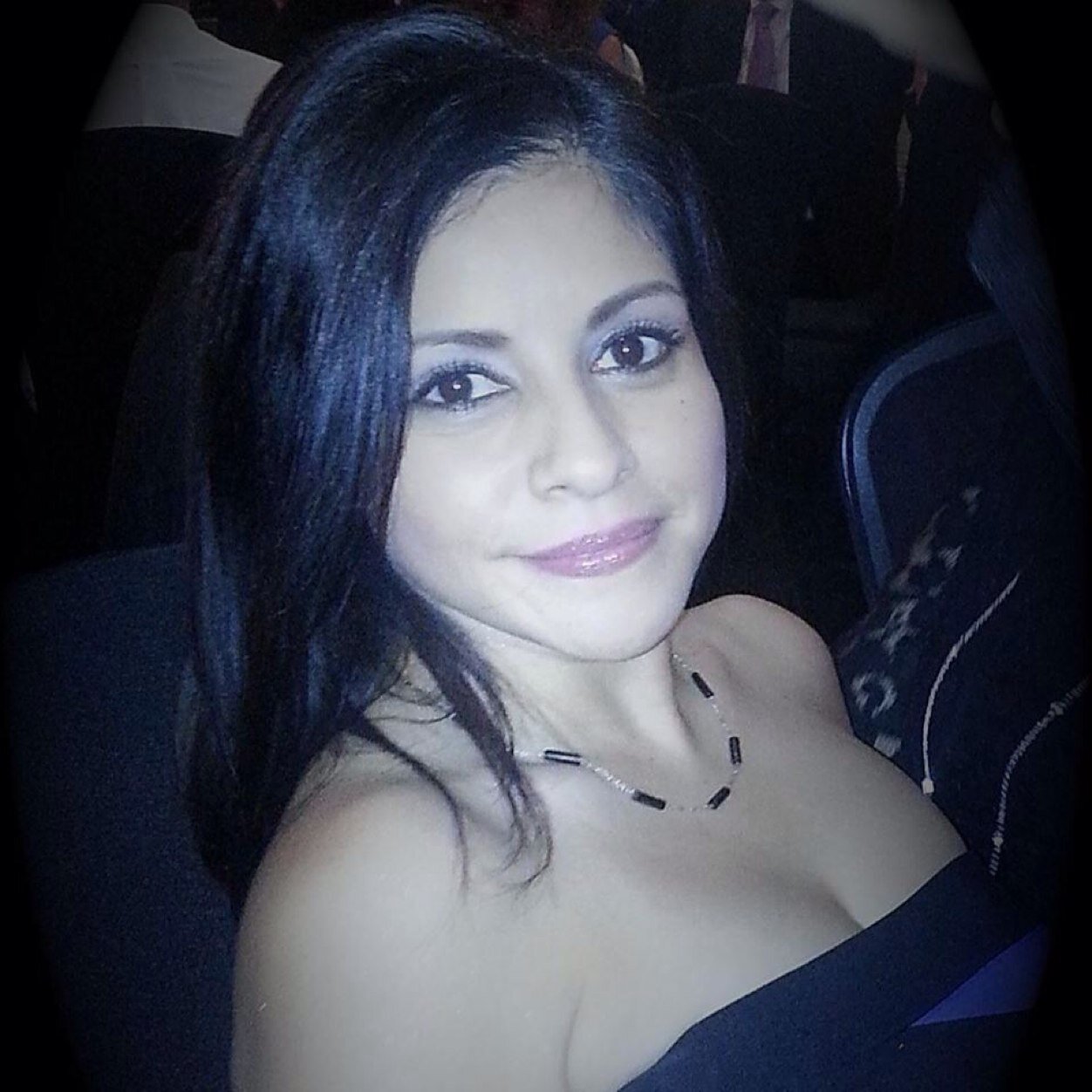 becamartinez07's profile picture. 