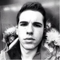 15.Me meto en lios desde que era pequeño,a veces puedo ser un chulo y un prepotente,me he escapado del reformatorio y huyo de la poli.Bro de Aitor y Melen