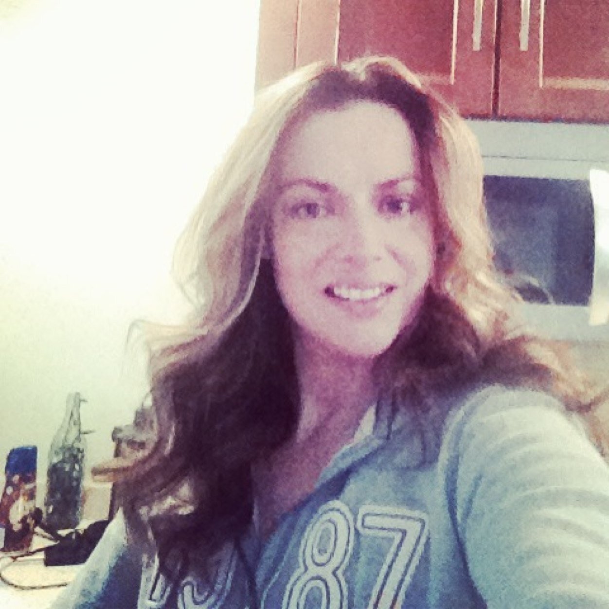 Mommy of 2 beautiful girls and wifey to one hell of a man!! Adore, Admire, and love Anne V!! Also, huge M5 fan!! Always have been from the beginning!! Xxoo